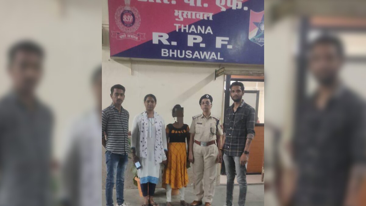 Children rescued by the Railway Security Force
