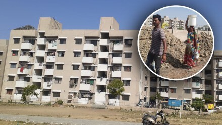 Citizens left their homes water