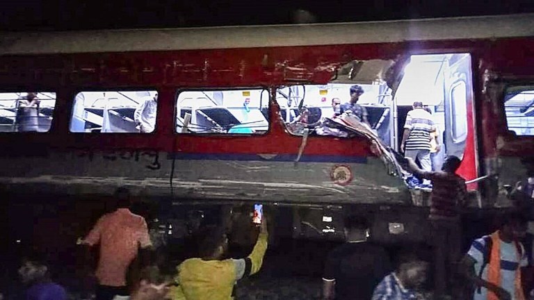coromandel train acident in odisha