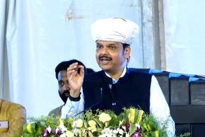 Devendra Fadnavis (1)