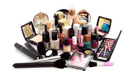 Factory of fake cosmetics