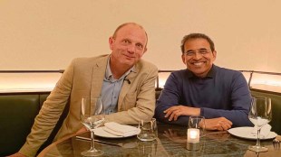 WTC: Voice of Football meets Voice of Cricket Harsha Bhogle meets veteran commentator Peter Drury