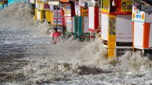 Marine-Drive- biparjoy cyclone in mumbai