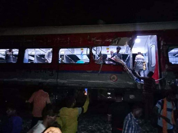 Odisha-Coromandel-Express-Accident (5)