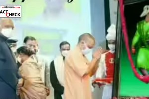 CM Yogi Adityanath Bows Down In Front Of Tipu Sultan Viral Photo Angers Netizens Brutally Slammed For Muslim Ancestor Praying