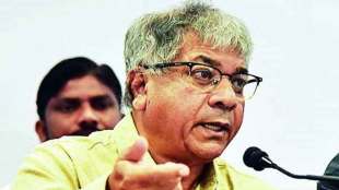 prakash ambedkar target maha vikas aghadi over race for chief minister post
