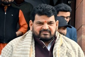 minor female wrestler withdraws harrasment complaint against brijbhushan singh what is the real fact