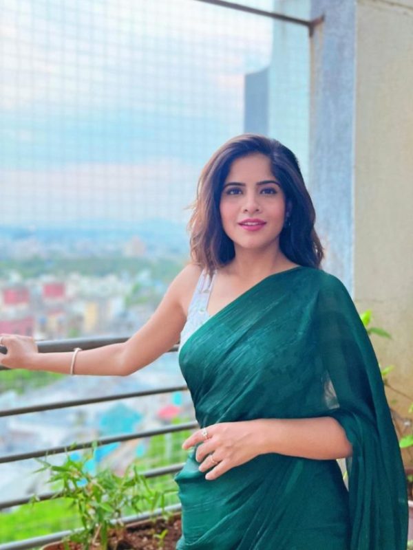 Amruta Deshmukh Saree Look