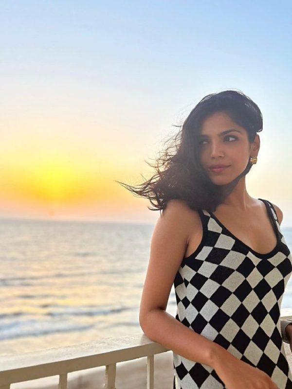 shriya-pilgaonkar-mid-week-vacation (3)