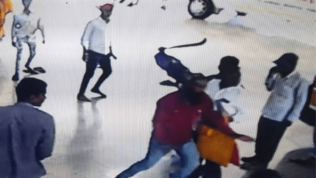 koyta gang attacked youth yeravada pune
