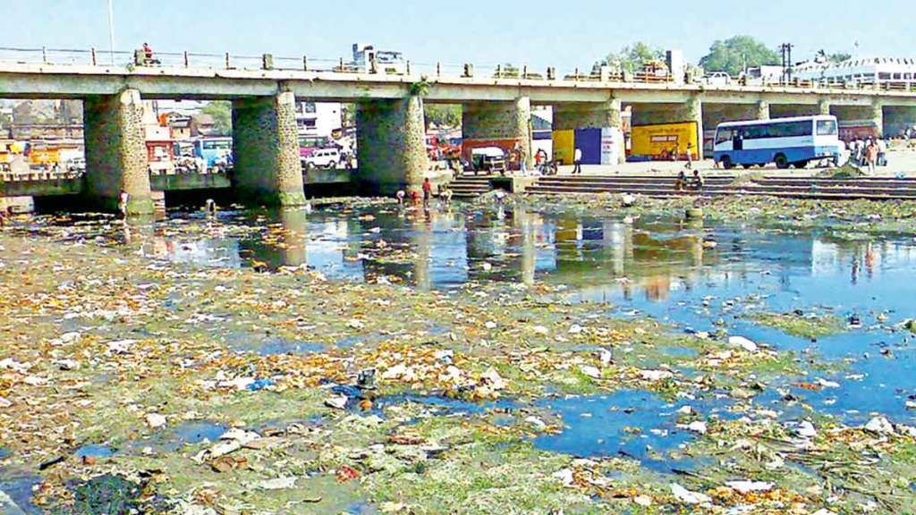 environmentalist atul deulgaonkar letter to cm eknath shinde dcm devendra fadnavis on pollution in rivers