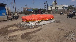 monument in Dhula demolished