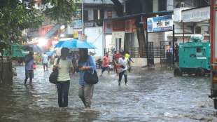 heavy rain hit Mumbai,