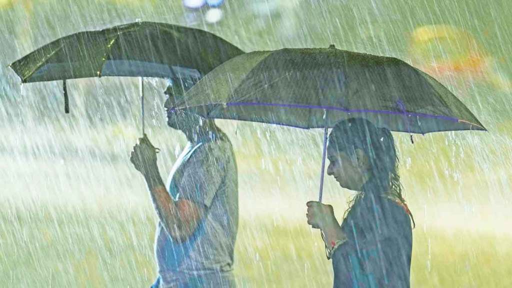 mumbai delhi rain arrived simultaneously after 62 years