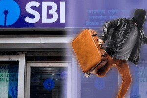 robbery State Bank branch Jalgaon