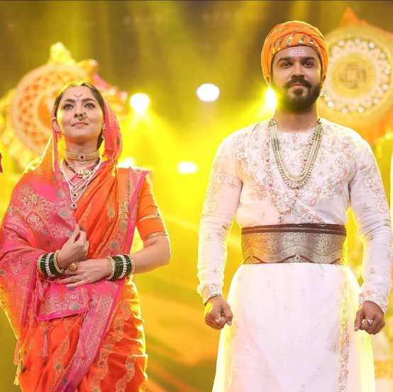 'ताराराणी' या चित्रपटामध्ये अभिनेता आशय कुलकर्णी छत्रपती राजाराम महाराजांच्या भूमिकेत दिसणार आहे.