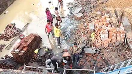 women workers killed in wall collapse in virar