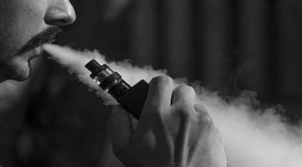 savitribai phule pune university ban e cigarettes