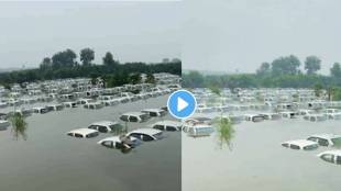Noida, UP: Due to an increase in the water level of Hindon River, the area near Ecotech 3 got submerged due to which many vehicles got stuck video viral on social media