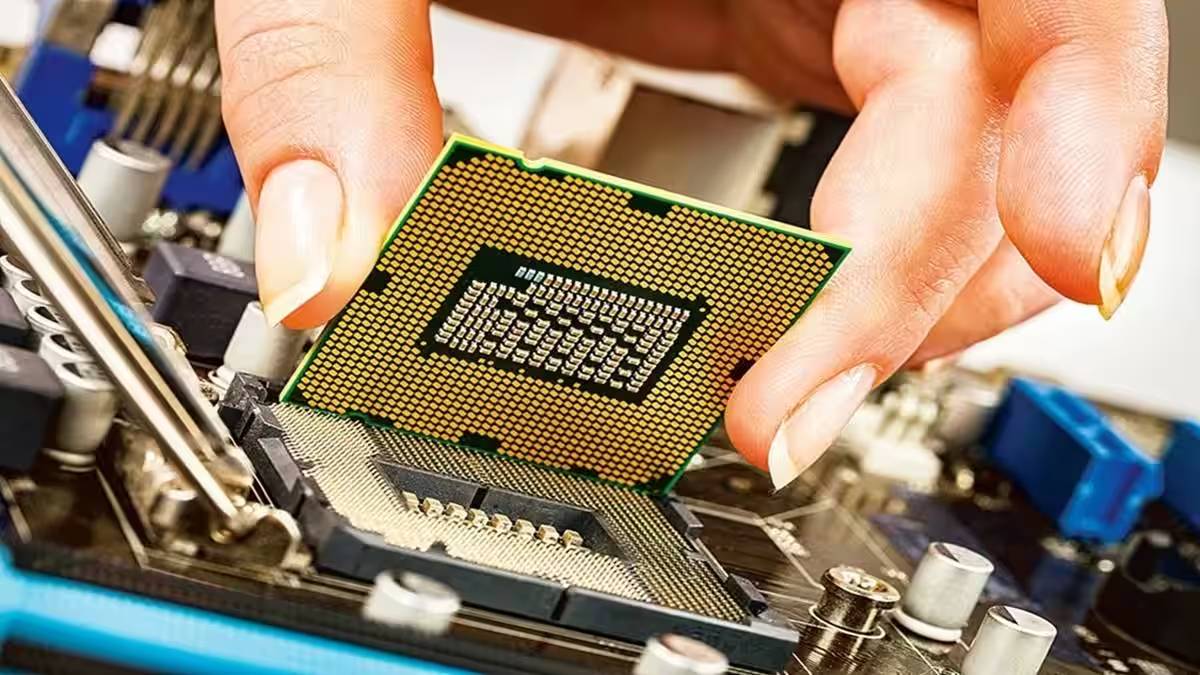 Microchip invest 300 million dollors in india