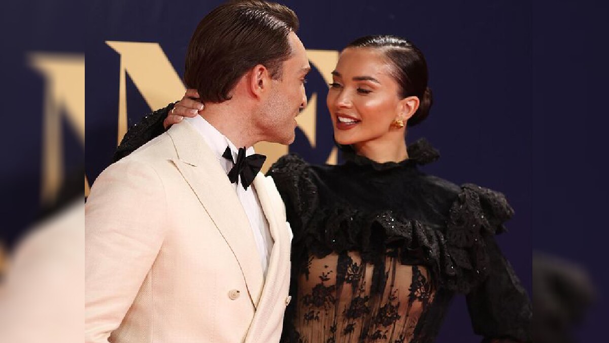 Ed Westwick Amy Jackson