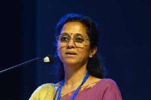 “मनोज जरांगेंचं मविआच्या काळात १०९ दिवस आंदोलन झालं तेव्हा मार्ग काढला, आताचं सरकार…”; सुप्रिया सुळेंची टीका What Supriya Sule Said?
