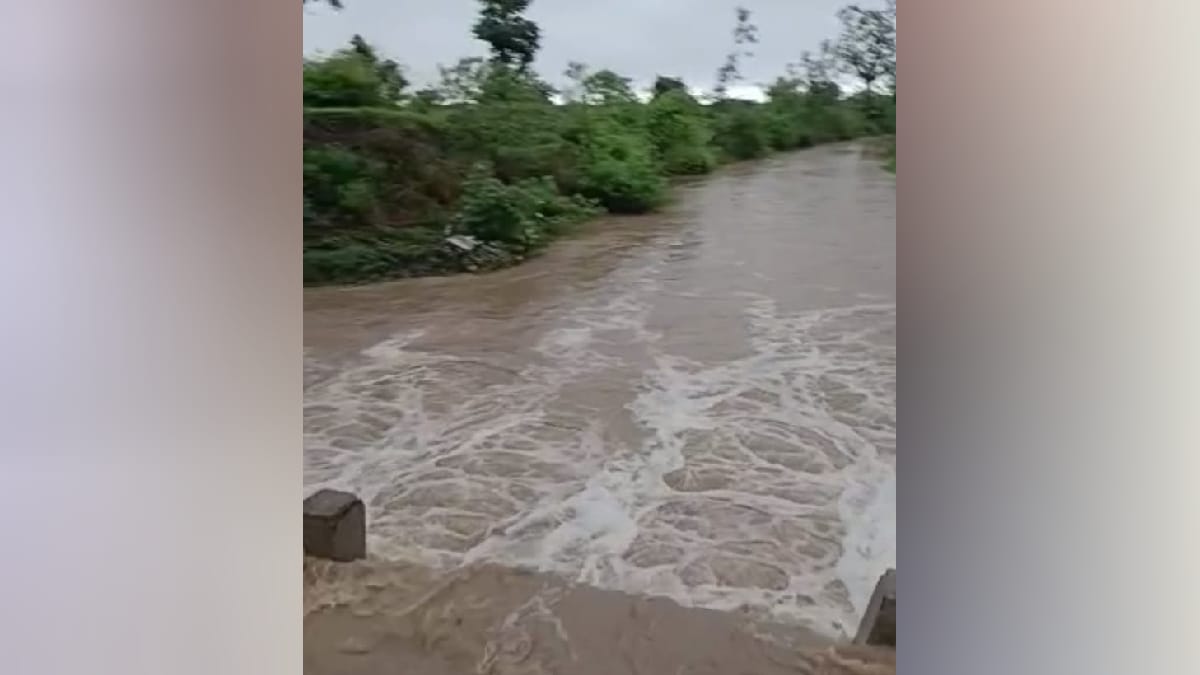 heavy rain in akola