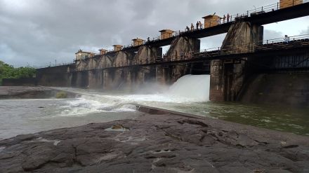 khadakvasla dam