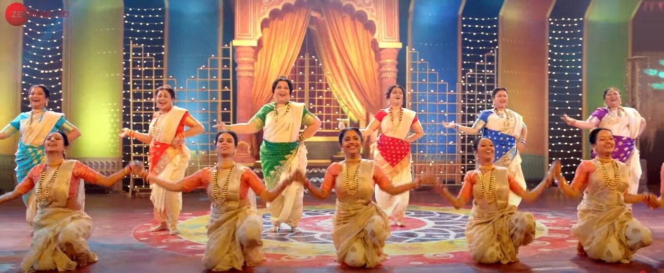 mangalagaur song costume 6