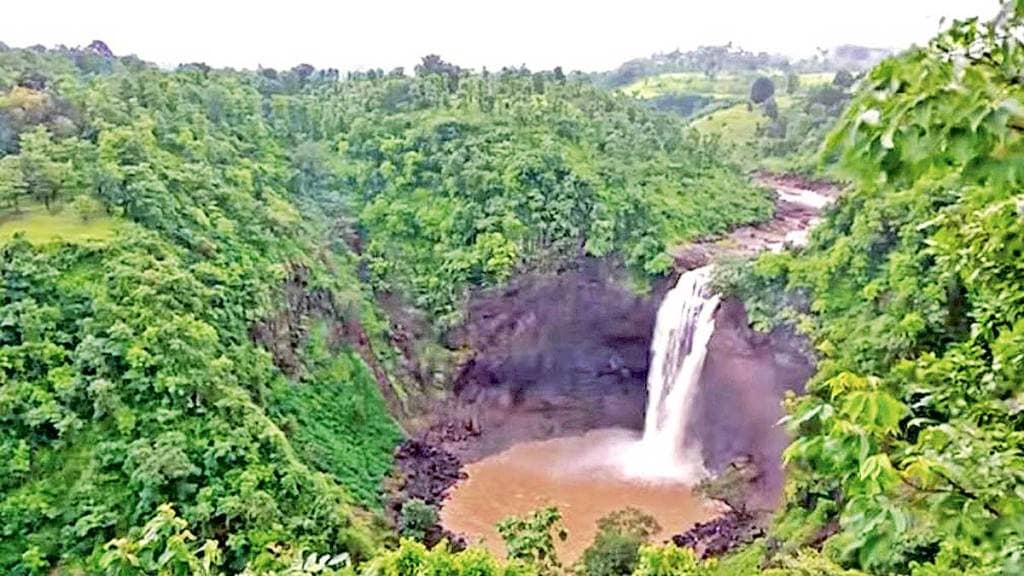 monsoon tourism in palghar district