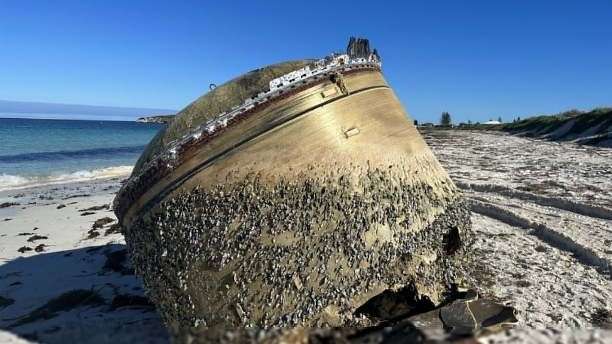 Mysterious object found on Australian beach is really Chandrayaan 3 debris read what The Australian Space Agency said photo goes viral fact check