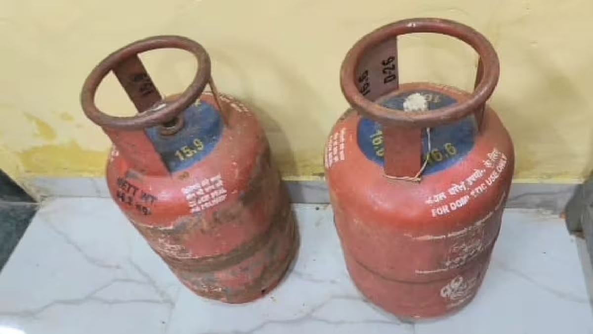 Gas Cylinder सिलेंडरमध्ये किती गॅस शिल्लक आहे, कसं ओळखायचं? टॉवेल