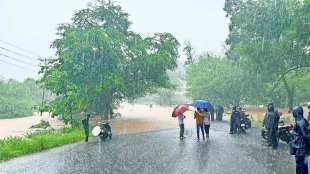 heavy rains continue in thane