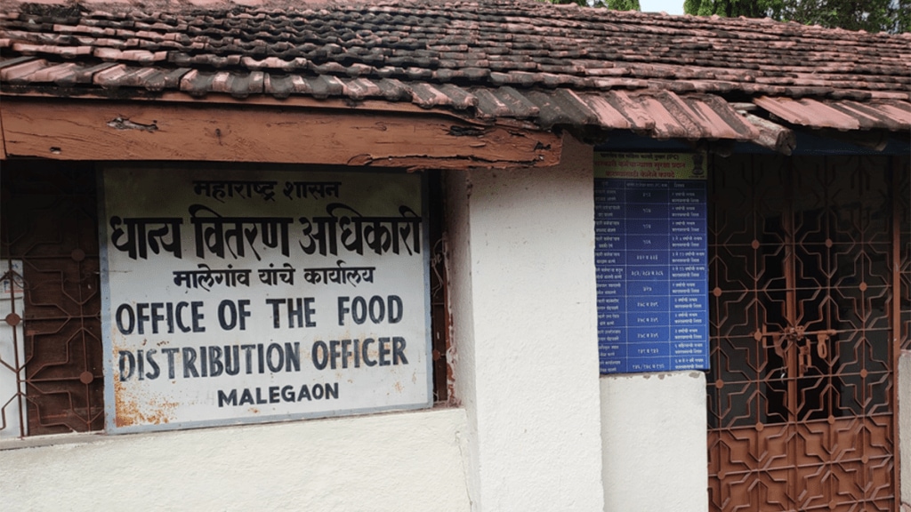 malegaon, brokers, ration card, extortion