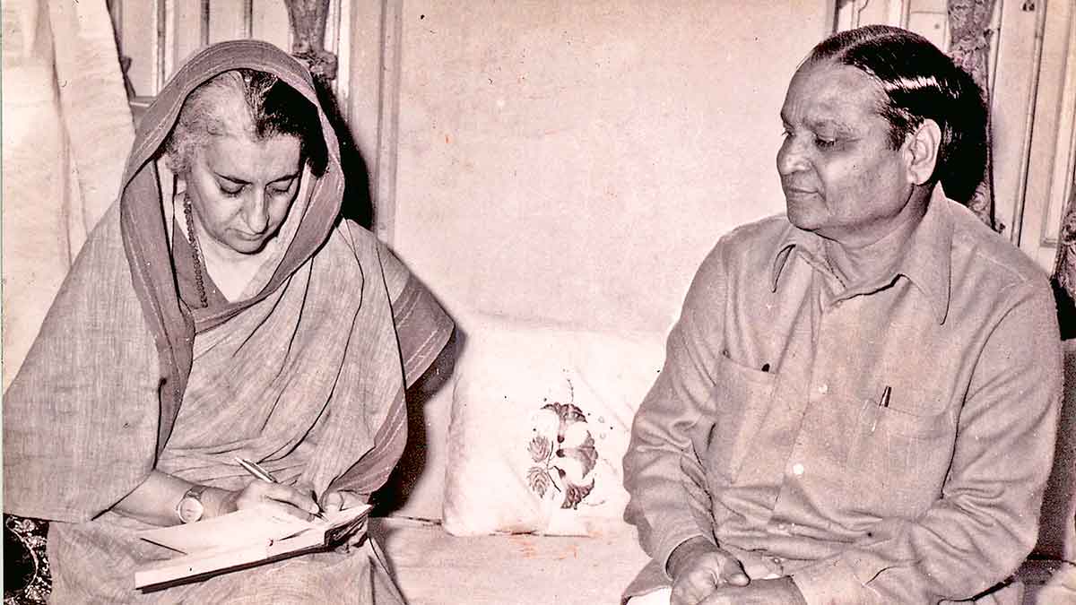nitin gadkari article on jawaharlal darda life on the occasion of the birth centenary