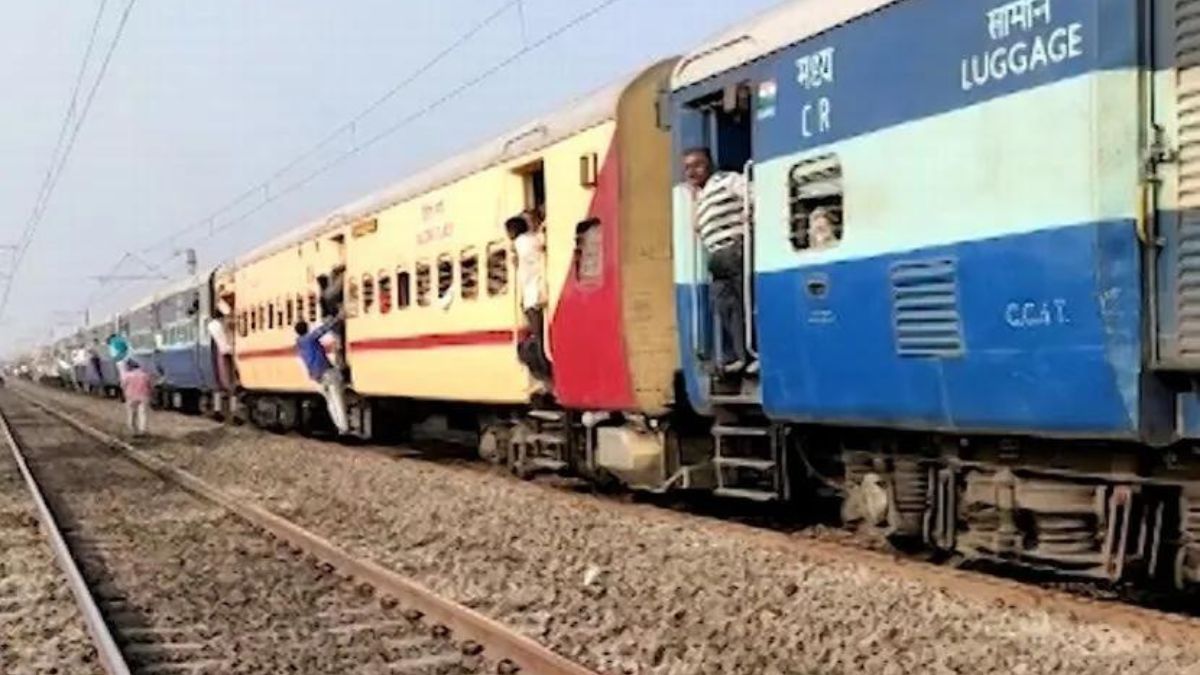 Deolali-Bhusawal shuttle