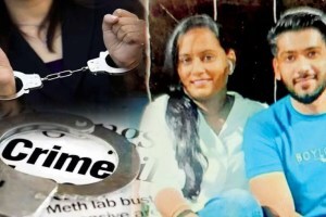 Mobile thief accuse with women police officer