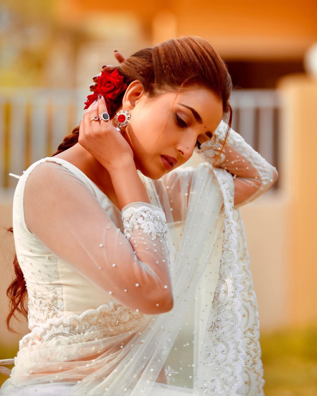 Rupali Bhosle White Paithani Saree Look