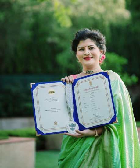 सावनीला ‘बार्डो’ या चित्रपटातील गाण्यासाठी दोन वर्षांपूर्वी राष्ट्रीय पुरस्कारही मिळाला आहे. त्यादरम्यान तिने डिप्रेशनचा सामना केला असल्याचं तिने आता सांगितलं आहे.