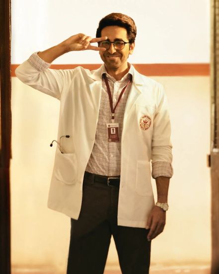 अभिनयाच्या जोरावर आयुष्यमानने बॉलीवूडमध्ये वेगळ स्थान निर्माण केलं आहे.