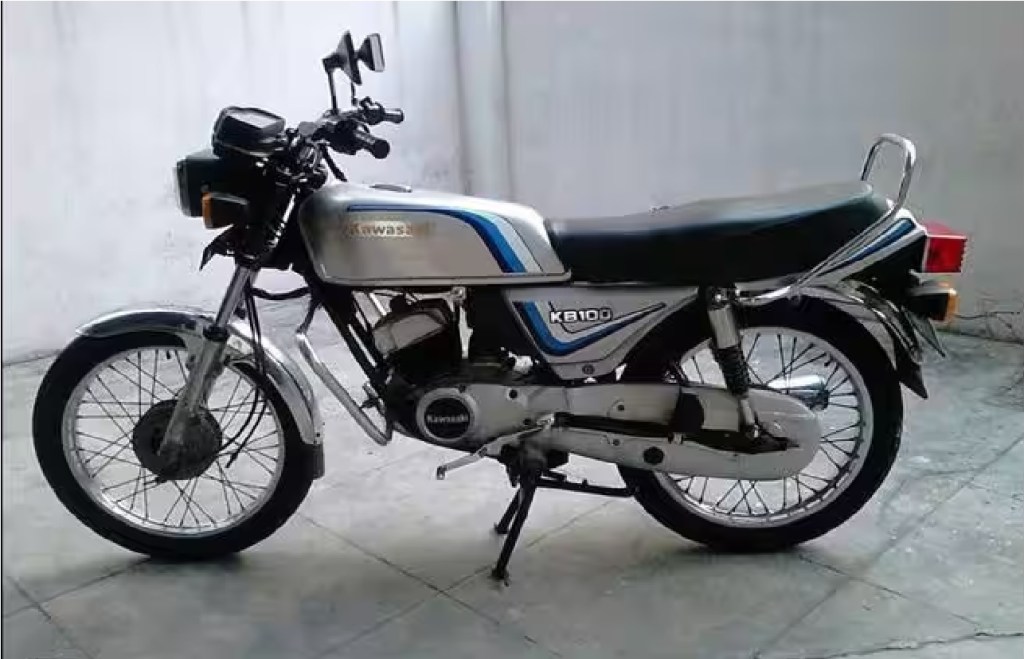 Kawasaki KB100 | Top 10 Iconic Bikes In India | two wheeler | auto news |