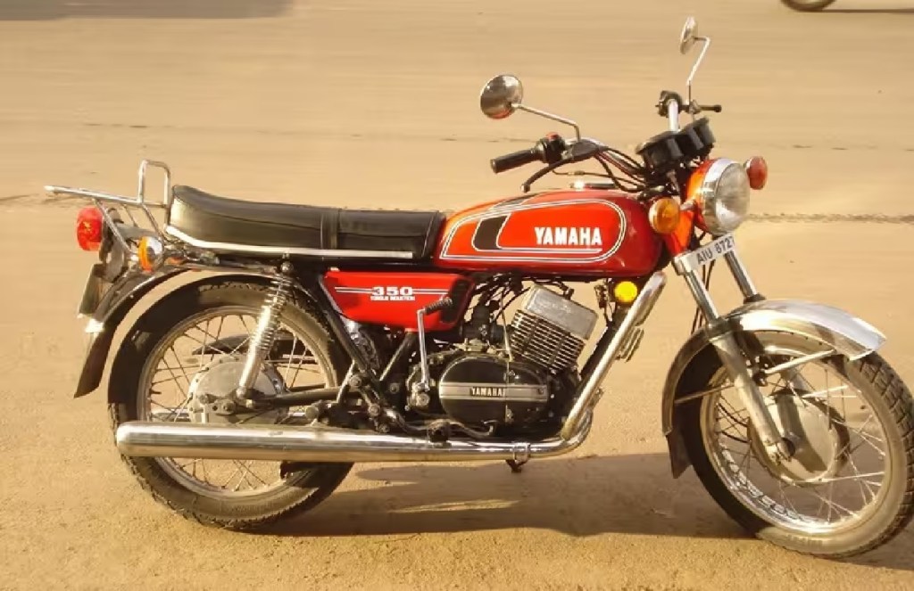 amaha RD350 | Top 10 iconic bikes in India | two wheeler