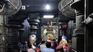 gabhara of mahalakshmi temple open for devotees