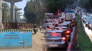 traffic route changes on ghodbunder road due to metro work