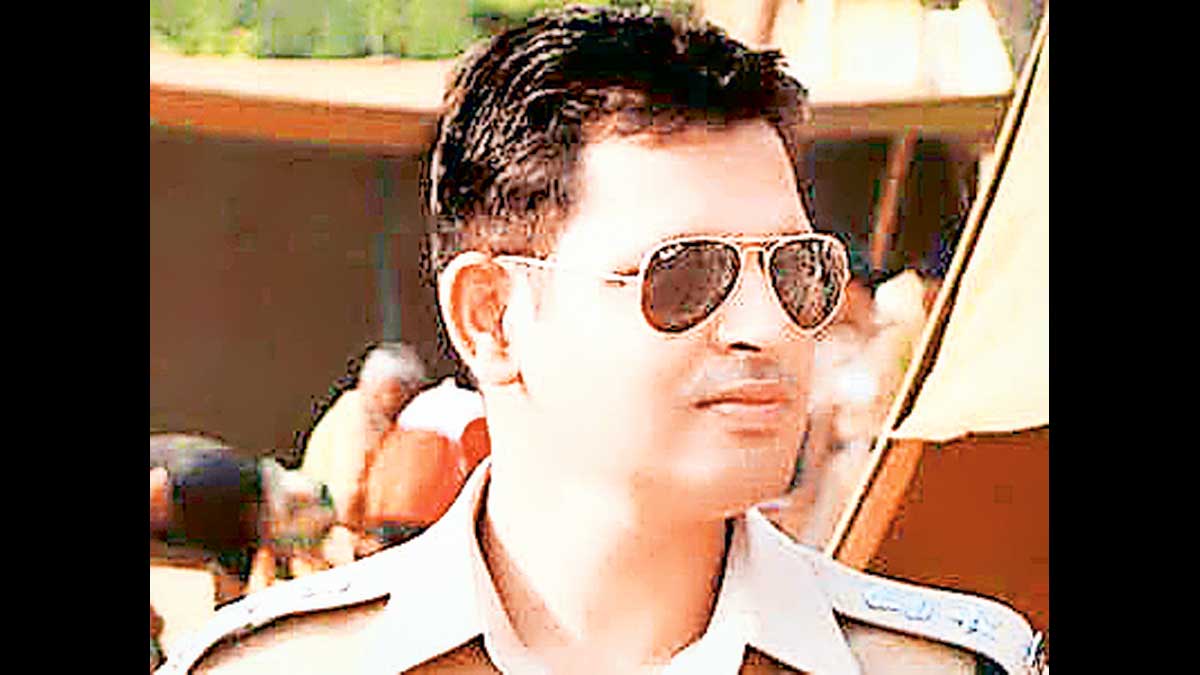 ips officer saurabh tripathi suspended in extortion case