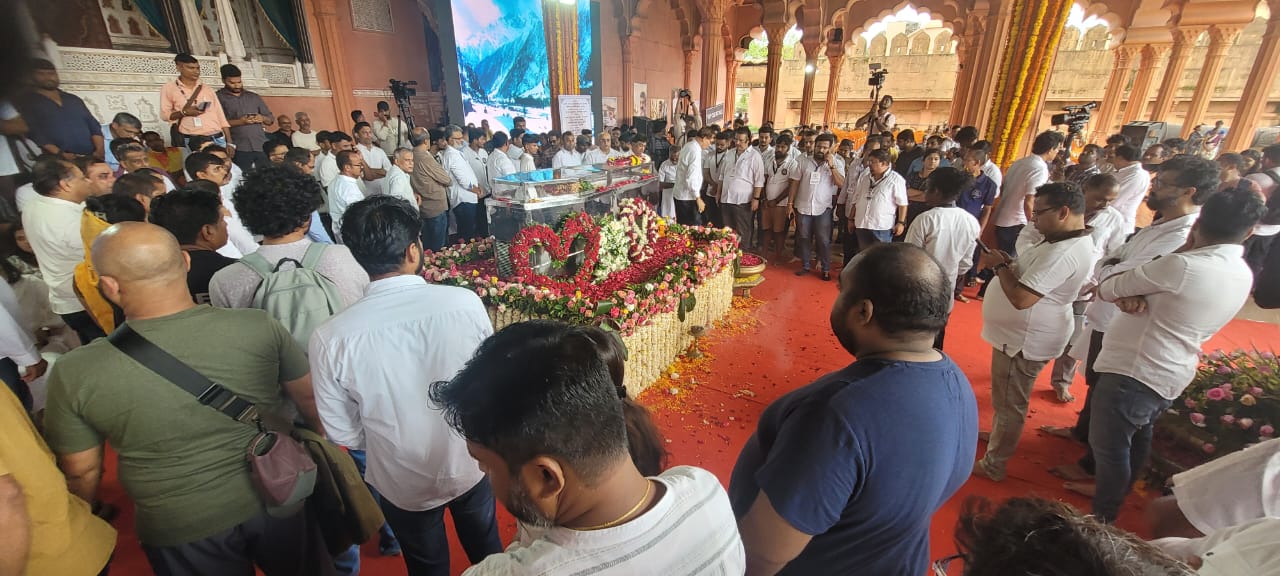 nitin desai funeral 