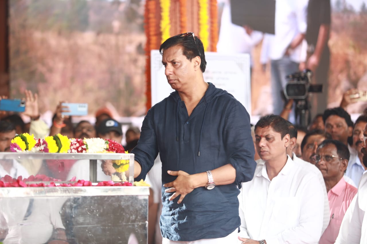 nitin desai funeral 