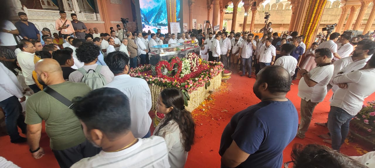 nitin desai funeral 