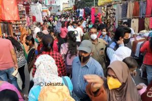 Pune Cheapest Shopping Market for street shopping know more about these best places