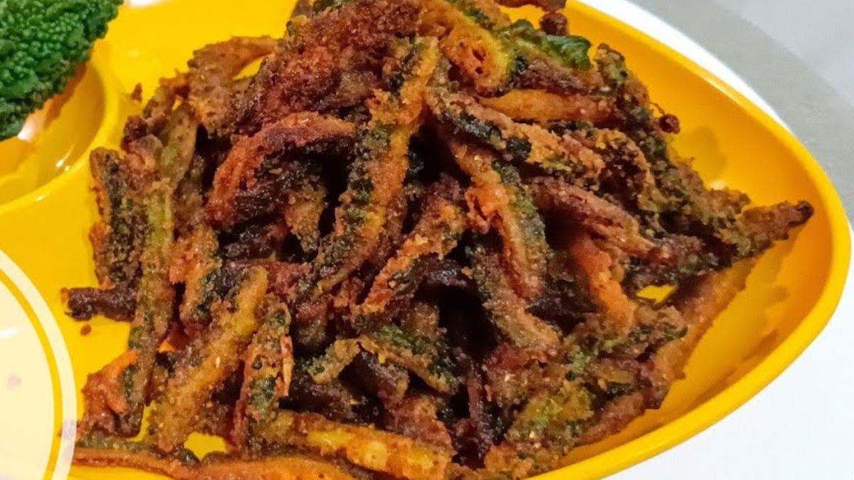 how to make Crispy Karela or bitter gourd recipe